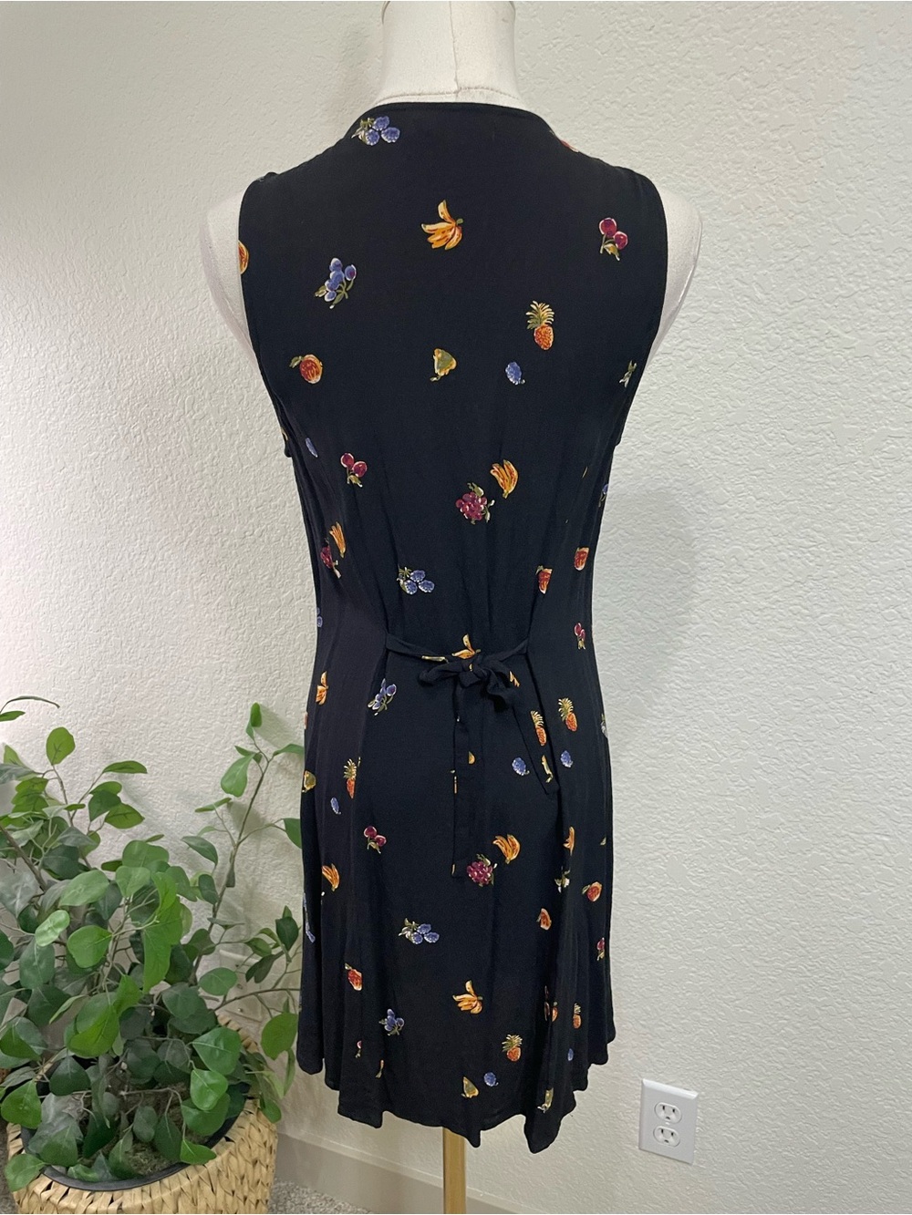 Reformation Black Midi Dress with Small Floral Print - Picture 3 of 10